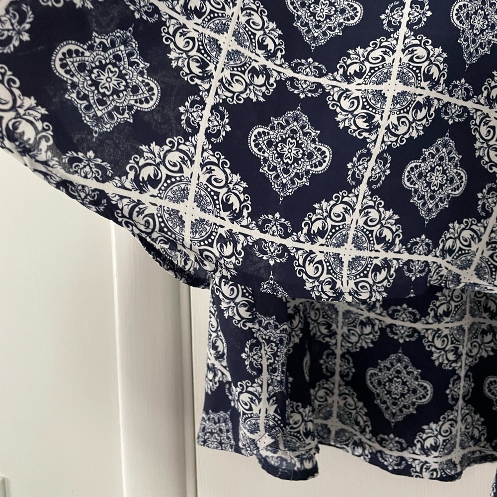 Francesca’s Navy Overlay Tank - Picture 2 of 5